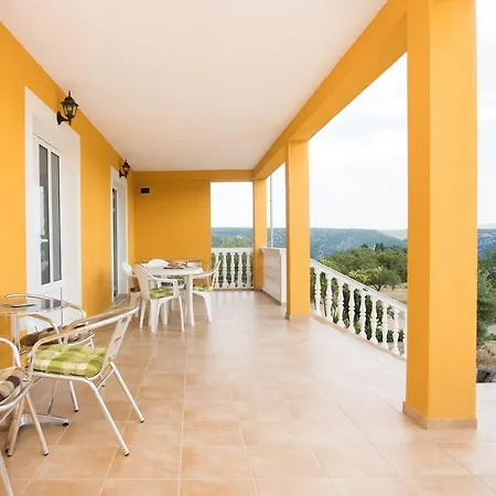 Anita Apartment
