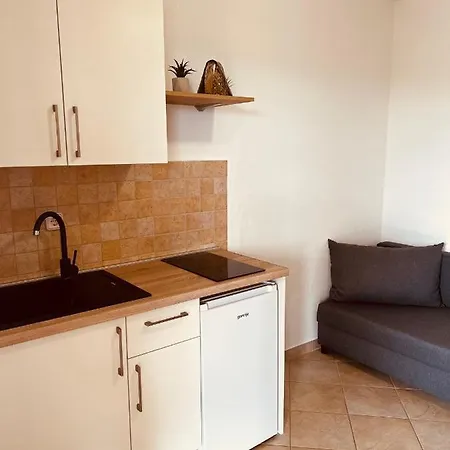 Anita * سكرادين